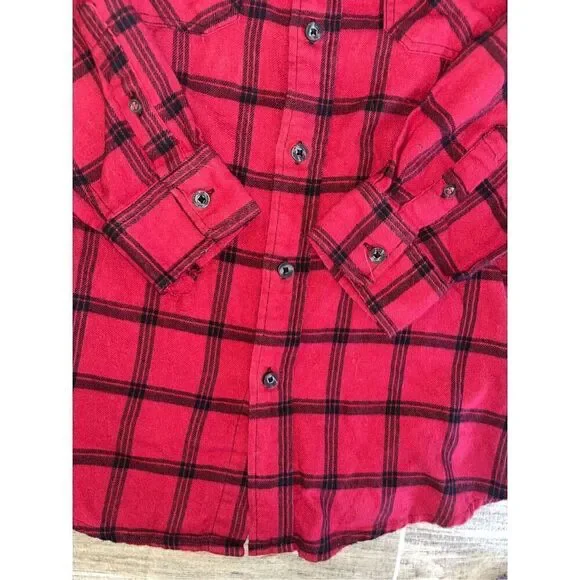 Red Plaid! Wrangler red plaid shirt sz med long sleeve - Picture 4 of 16